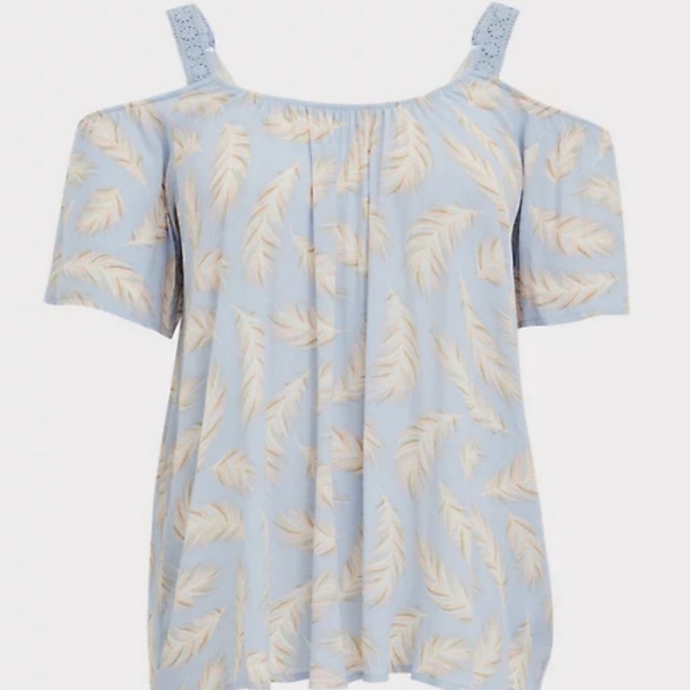 Torrid Cold Should Top size 1